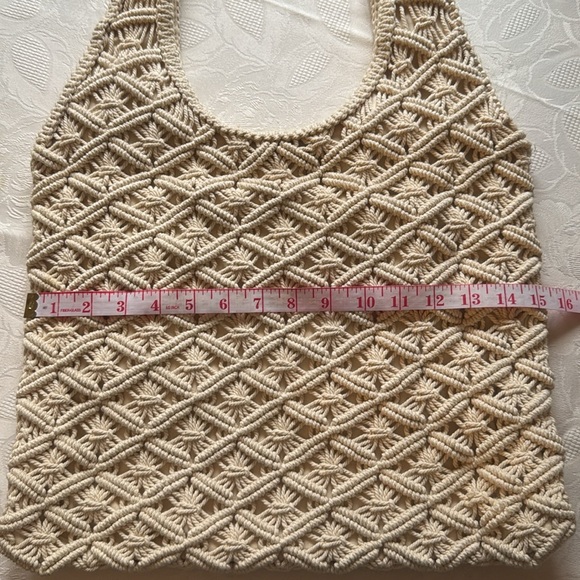 Banana Republic Cream Tote Bag - Picture 9 of 10